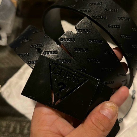 Guess™️ defective Men’s belt - Picture 1 of 1